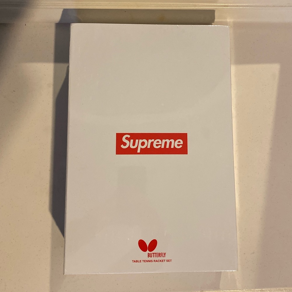 Supreme Butterly Table Tennis Racket Set - Picture 3 of 3